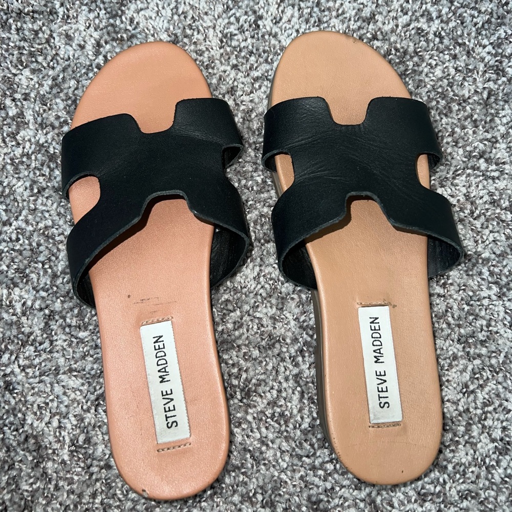 Steve Madden Black Sandals Size 7